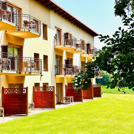 Ξενοδοχείο Familien Krainz Fürstenfeld