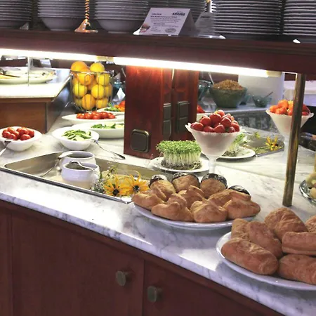 Ξενοδοχείο Familien Krainz 3*