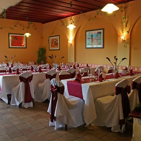 فندق Familien Krainz 3*