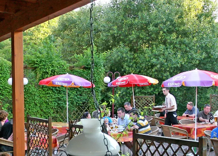 Familien Krainz 호텔 로이페어스도르프 바이 퓌르스텐펠트