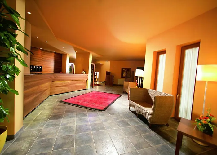 Familien Krainz 3* 로이페어스도르프 바이 퓌르스텐펠트